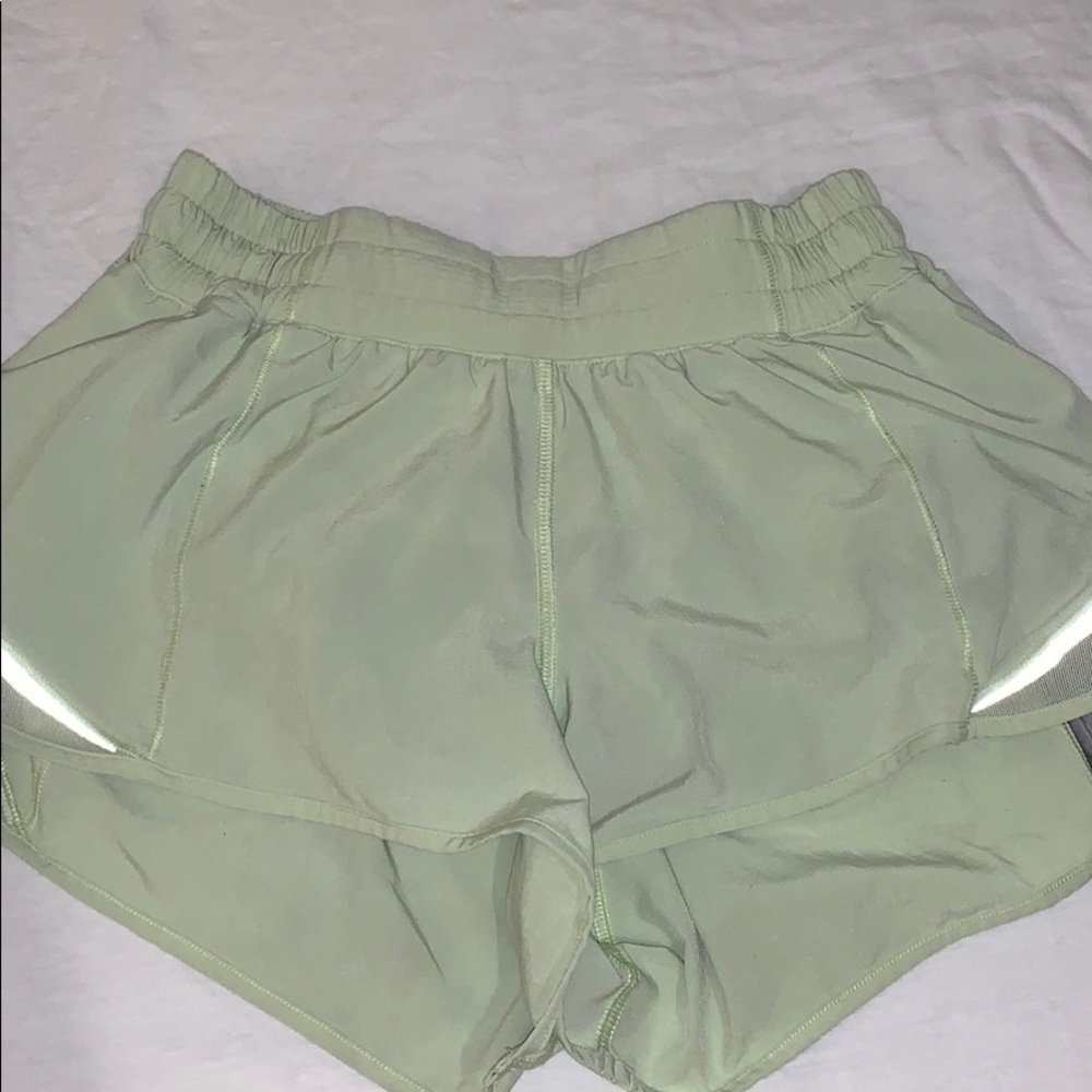 Hotty Hot Shorts 2.5”